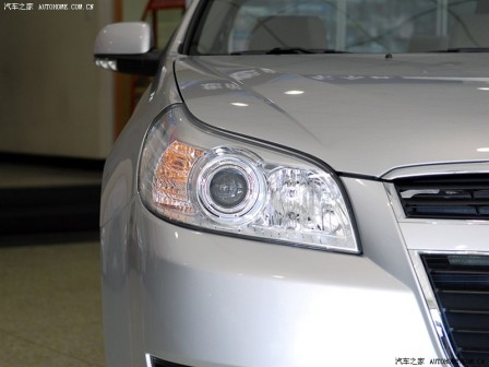 Name:  2010_chevrolet_aveo-silver-front-right-headlamp.jpg
Views: 2150
Size:  30.2 KB