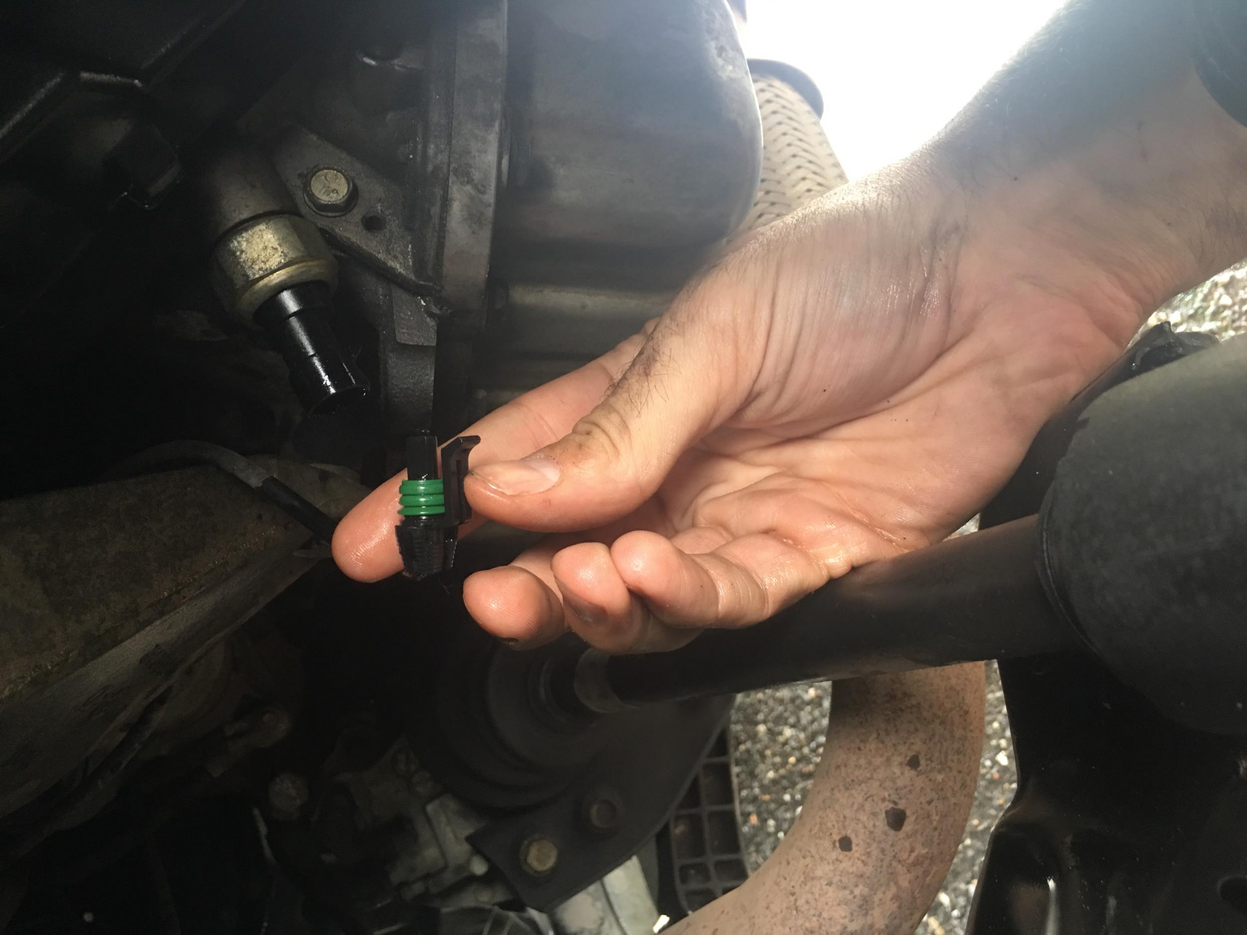 oil pressure leak